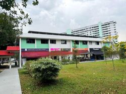 Ang Mo Kio Avenue 10 (D20), Shop House #451511511